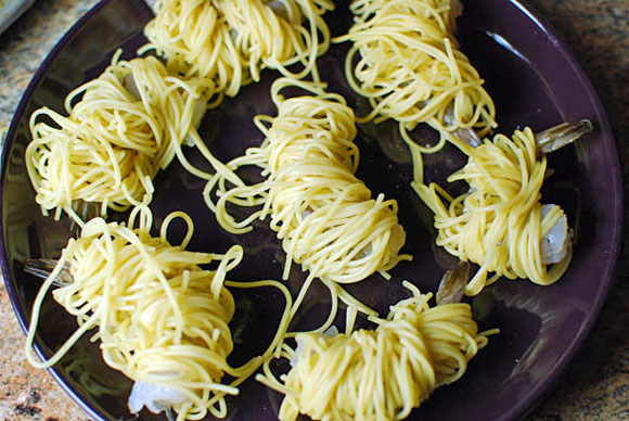 spagetti-sarmalli-karides-tarifi-6